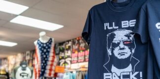 T-shirt with Donald Trump