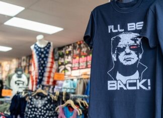 T-shirt with Donald Trump