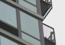 Queens man found dead in bathtub in luxury high-rise